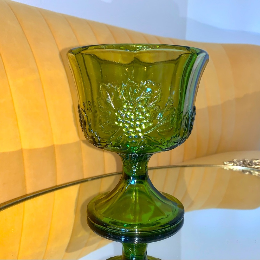 Vintage Indiana glass harvest grape candy dish